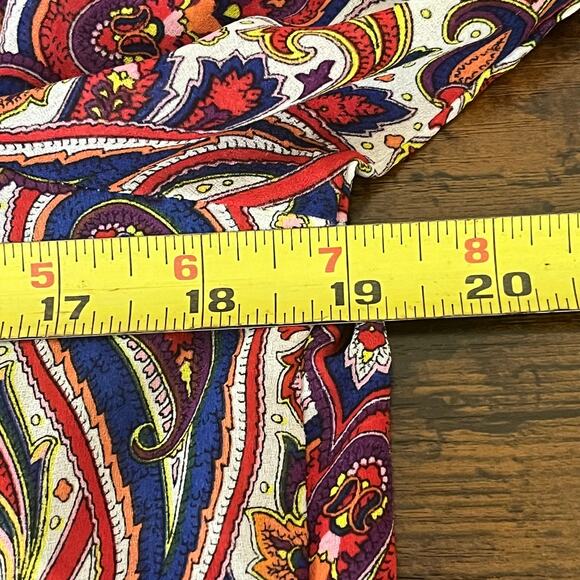 Liz Claiborne Button Front Red & Blue Paisley Long Sleeve Blouse Size Small - Picture 5 of 6
